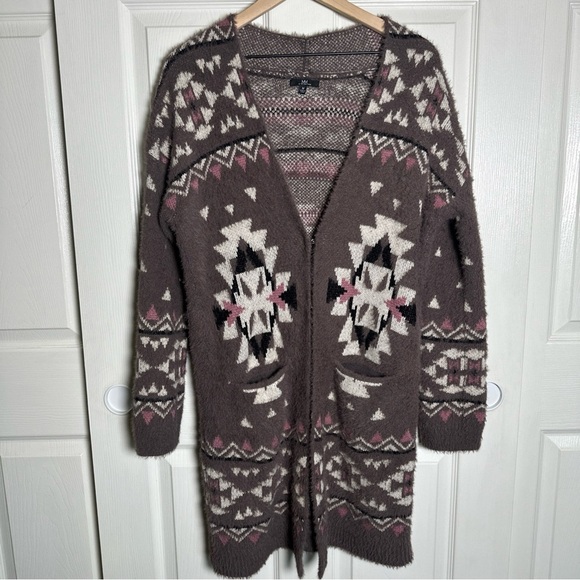 MM by My Michelle Medium Brown Fuzzy Aztec Long Cardigan Sweater Tribal Fall - Picture 1 of 12